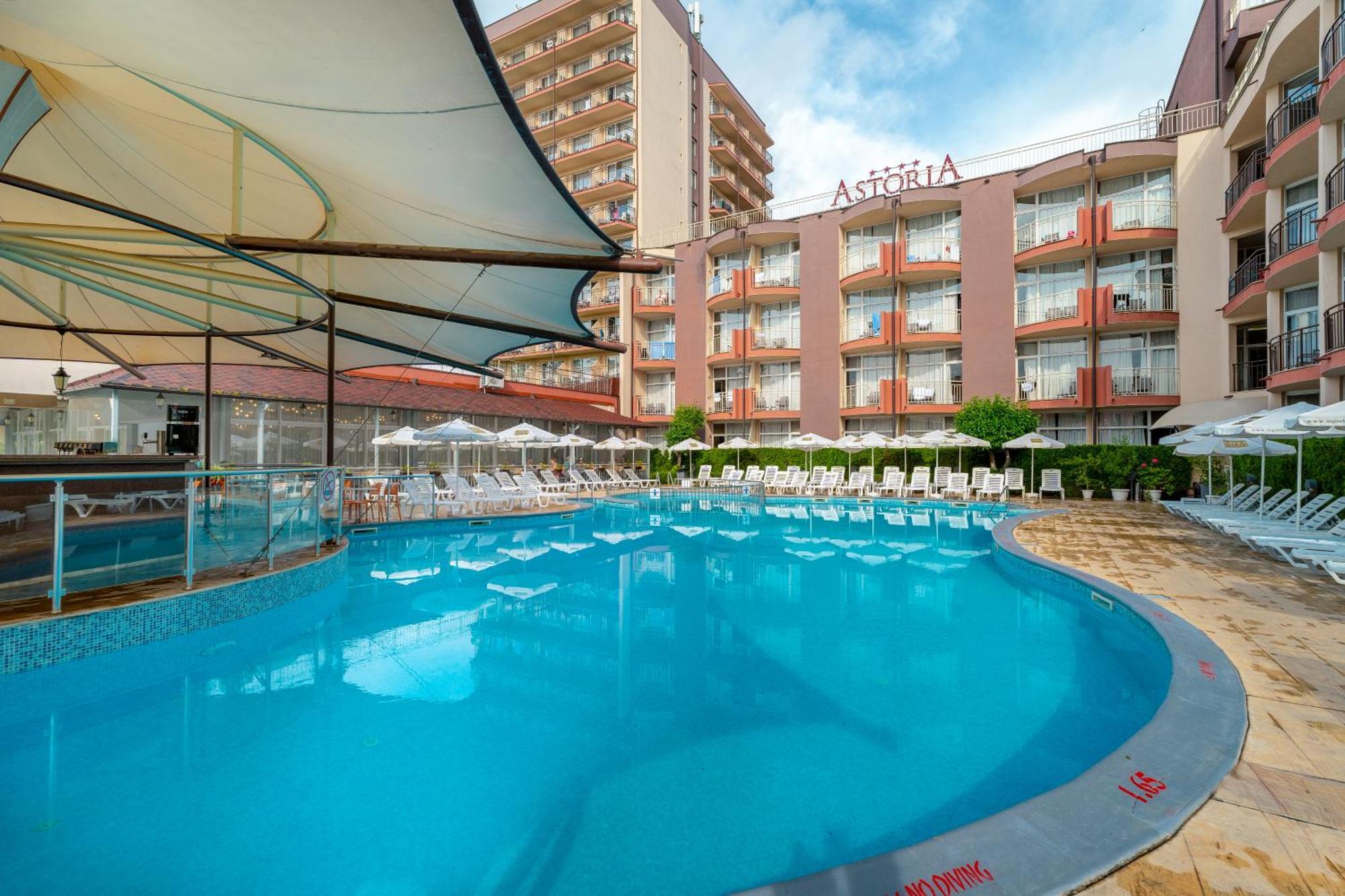 Mpm Astoria Hotel Pantai Sunny Luaran gambar