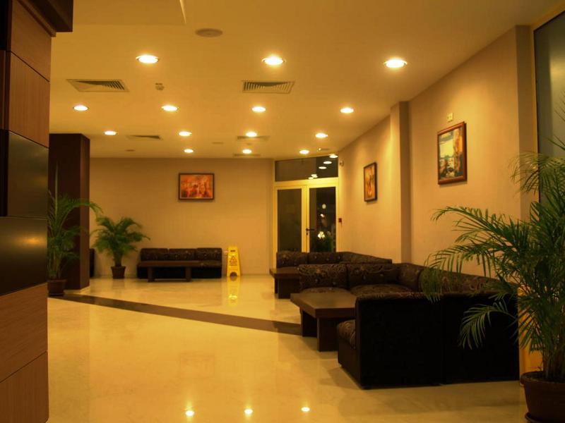 Mpm Astoria Hotel Pantai Sunny Luaran gambar