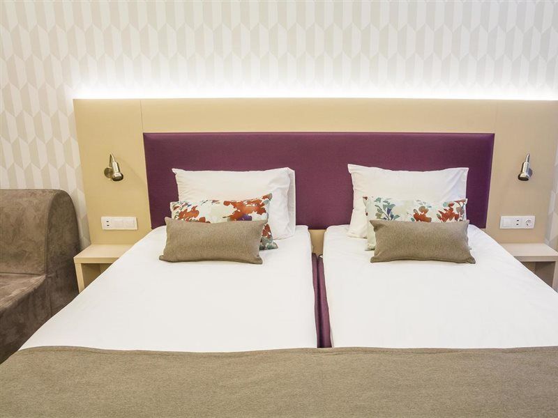 Mpm Astoria Hotel Pantai Sunny Luaran gambar