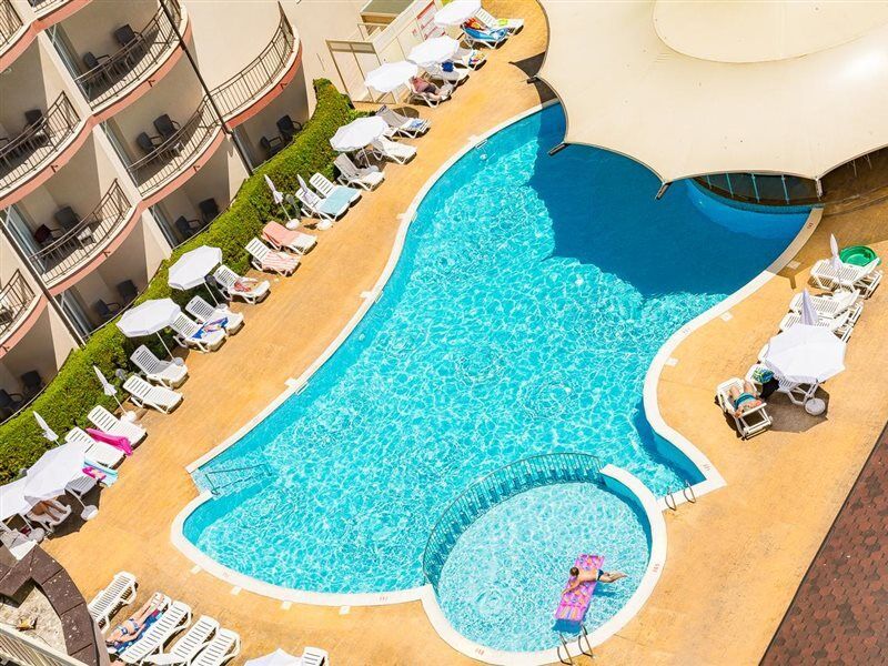 Mpm Astoria Hotel Pantai Sunny Luaran gambar