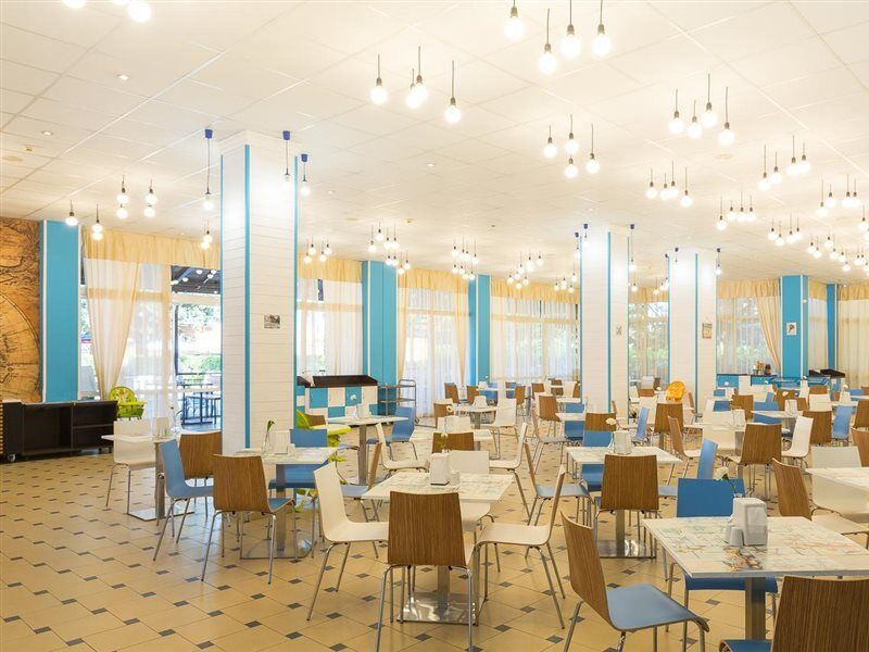 Mpm Astoria Hotel Pantai Sunny Luaran gambar